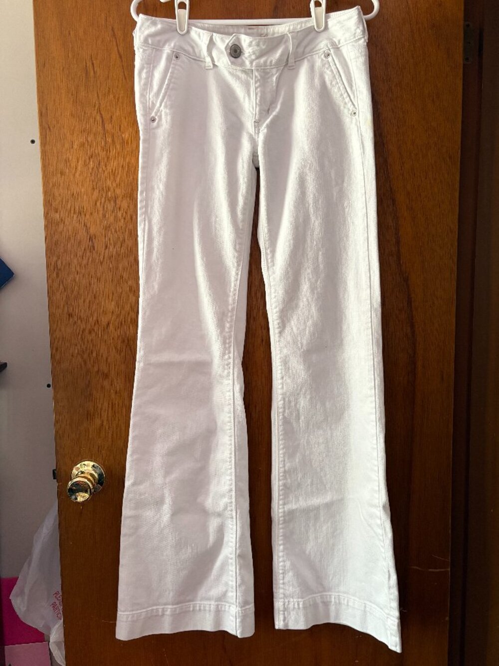 American Eagle White Super High Rise Flare Jeans Size 4 X-Long Stretch Tall